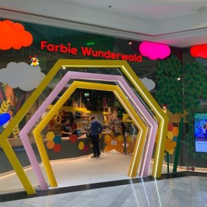 Aktiv Ladenbau Farbie 1