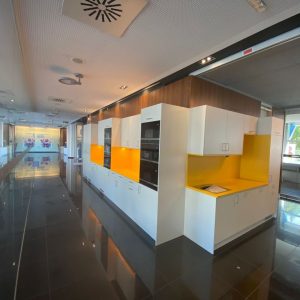 Küche von Aktiv Ladenbau